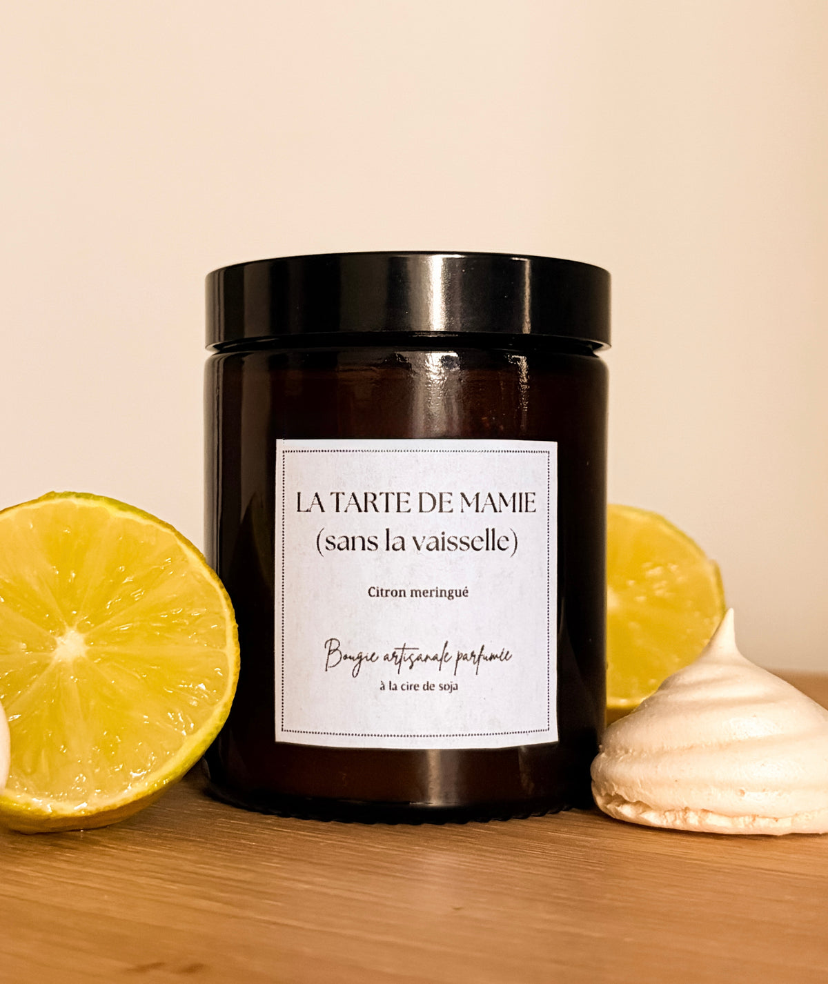 Bougie La tarte de mamie (sans la vaisselle) - parfum citron meringué