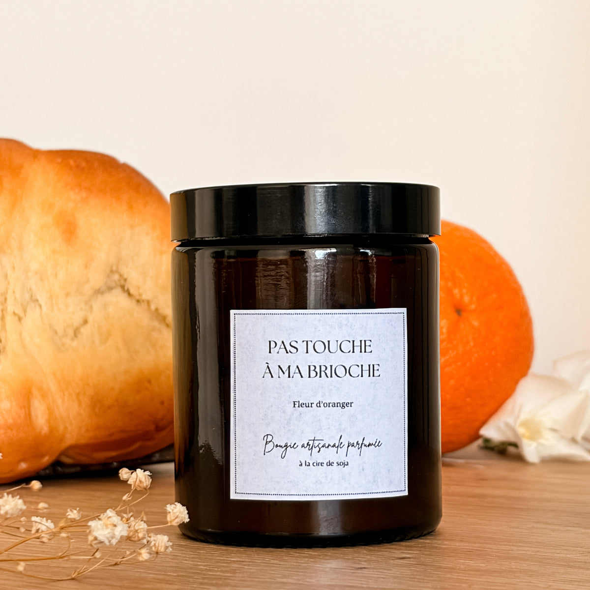 Bougie Ménage fait (ou presque) - parfum linge propre